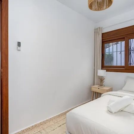 Villa Luxurious With Pool In La Cala By Costarentals - Ref 53